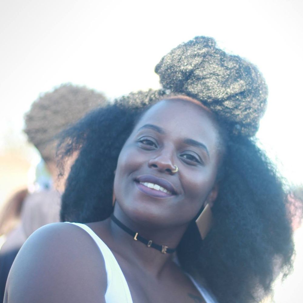 Meet your Posher, Lacrisha