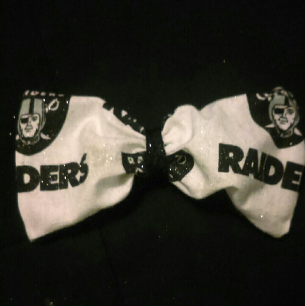 Raiders bow