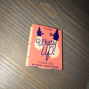 Benefit Watts Up! Highlighter