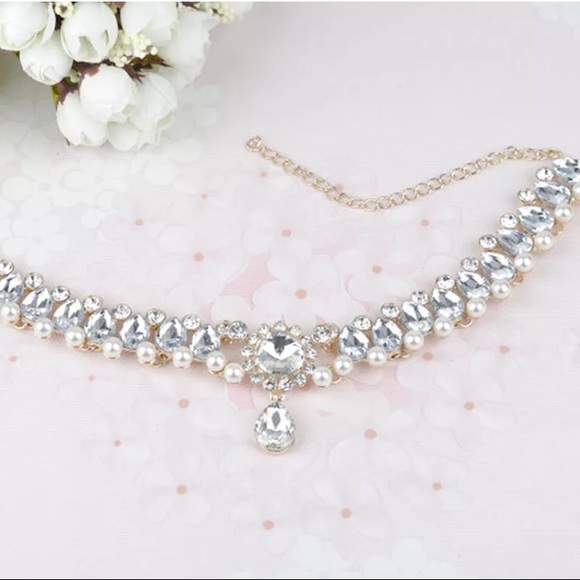 Sparkle Statement Choker Necklace - Picture 3 of 3