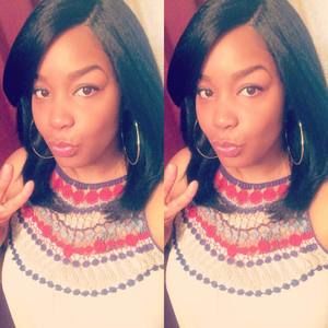 Meet your Posher, Yolanda