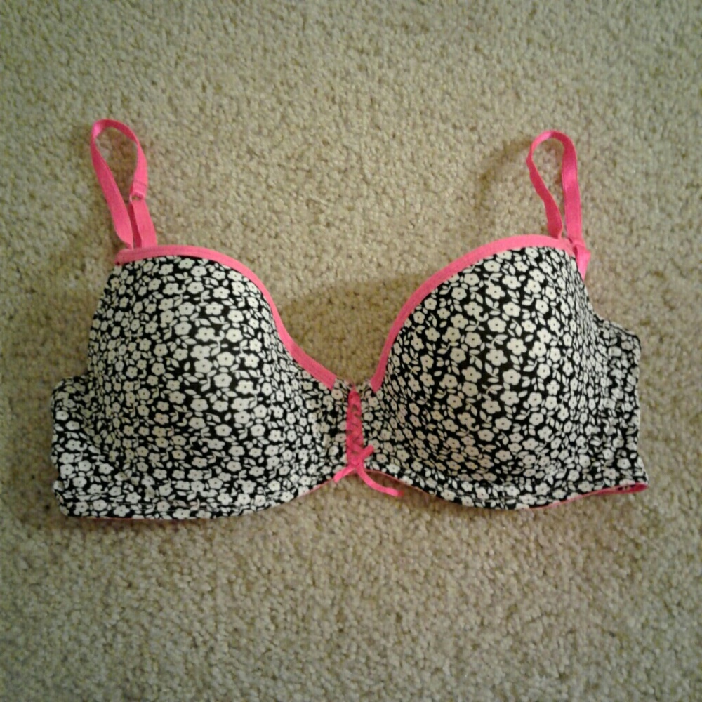 ❤ New candie's bra 38c ☃