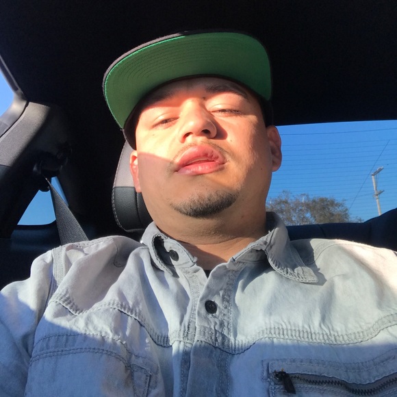 Meet your Posher, Jonathan - Picture 1 of 1