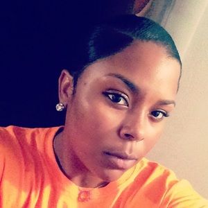 Meet your Posher, Aja