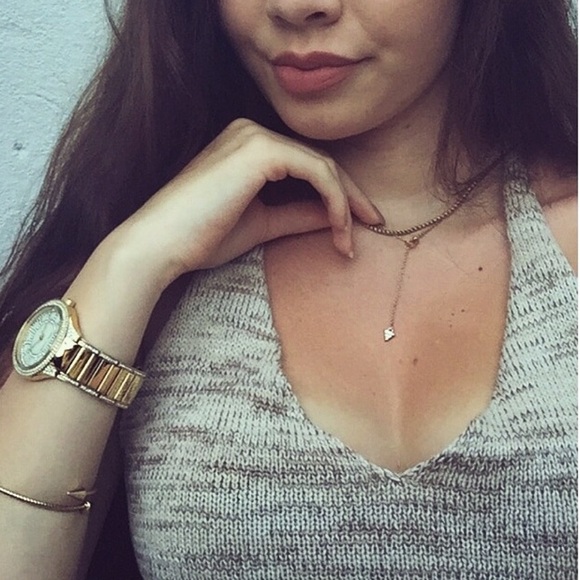 Full Tilt low cut crop top - Picture 3 of 3