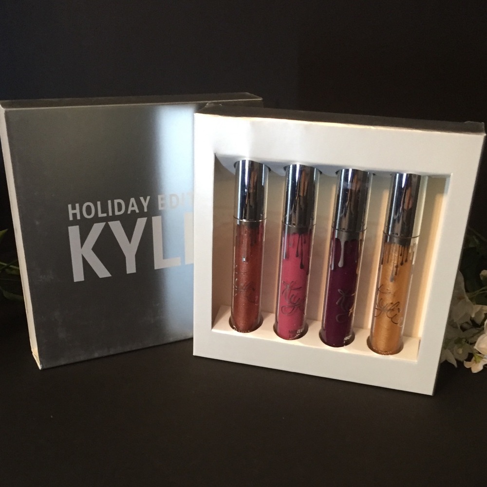 KYLIE HOLIDAY EDITION