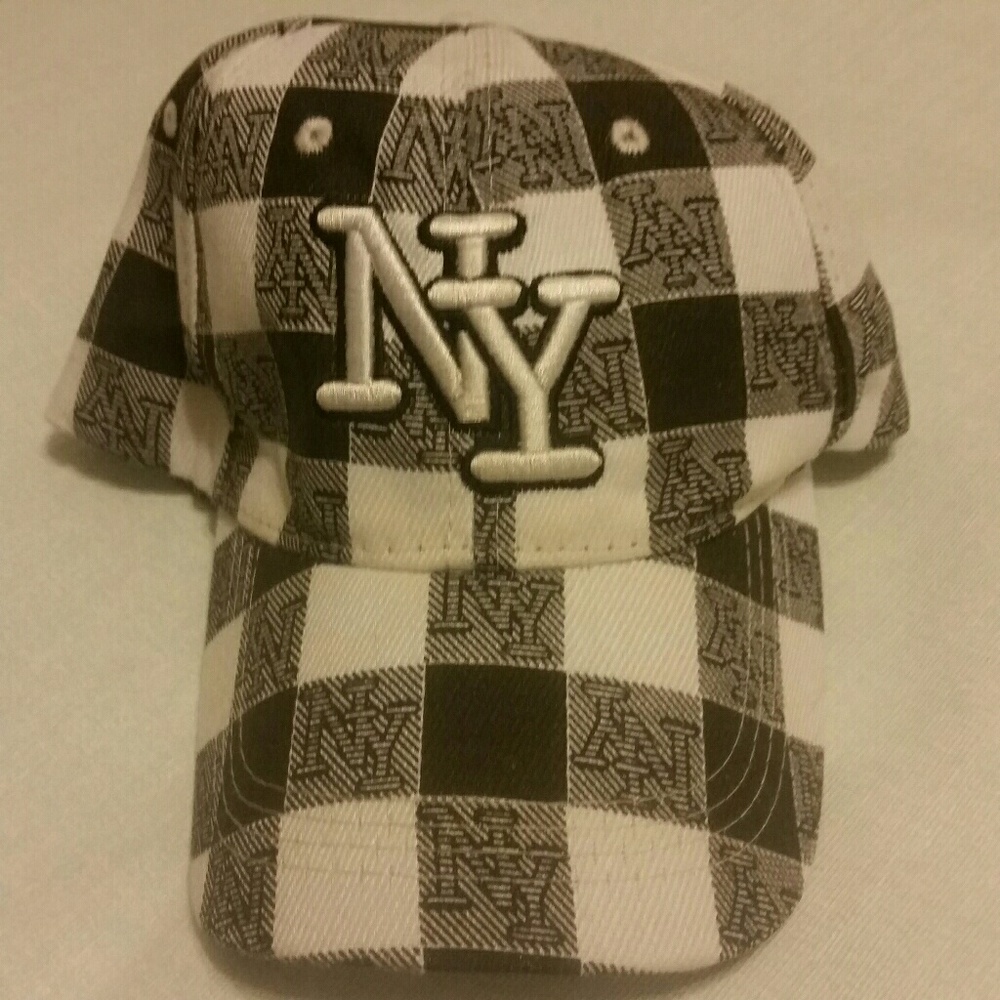 New York Yankees adjustable hat for man or woman