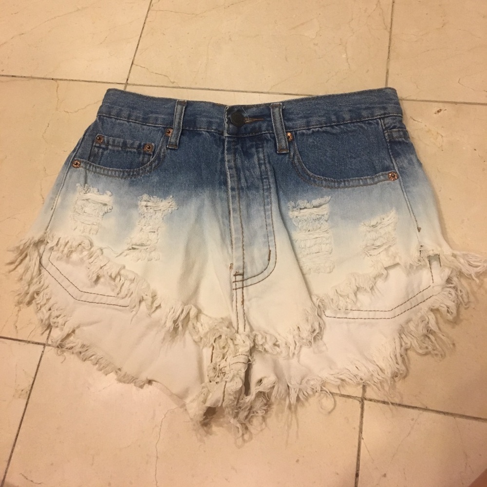 ❌SOLD❌Forever 21 Ombré Jean Shorts