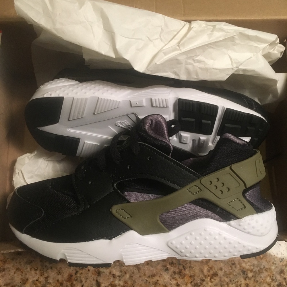 Kids Nike shoes