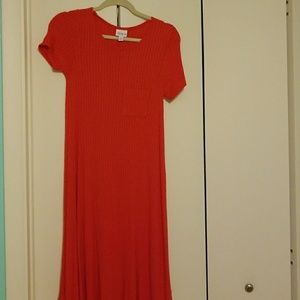 Solid red Carly ribbed.