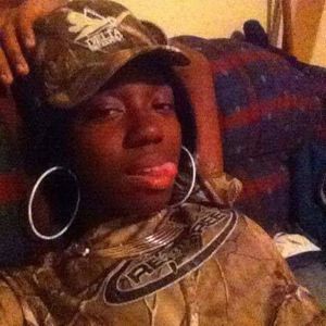 Meet your Posher, Crystal