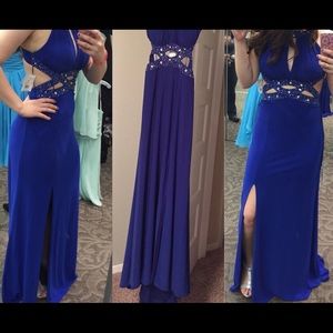 Gorgeous prom dress!