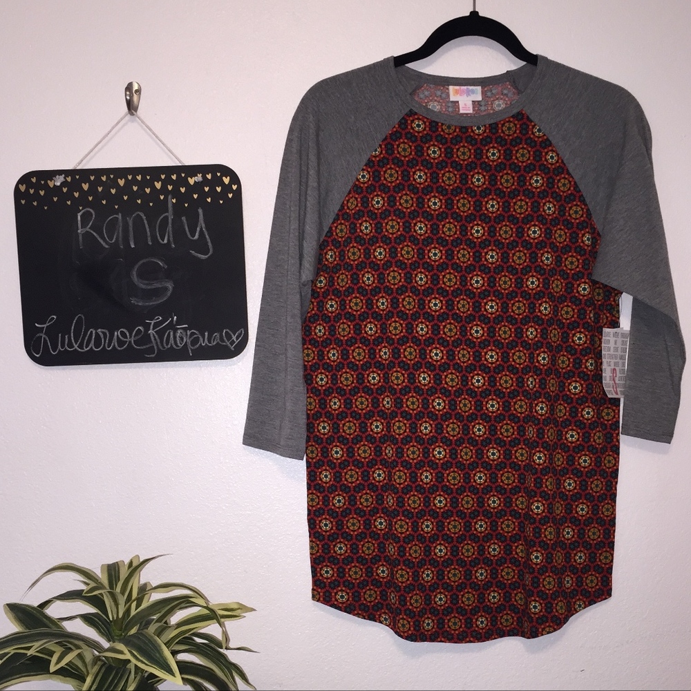 LuLaRoe Randy. Baseball tee style