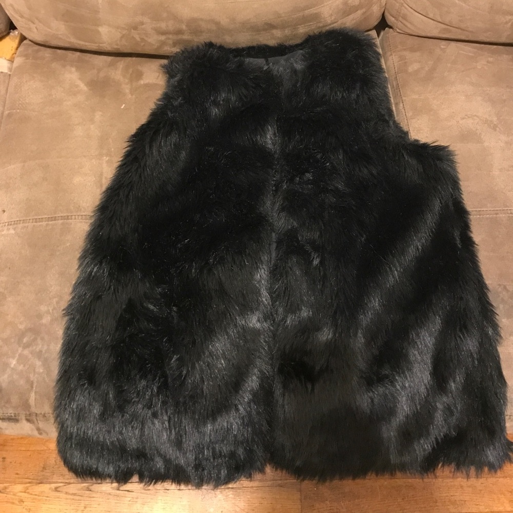 Fur vest
