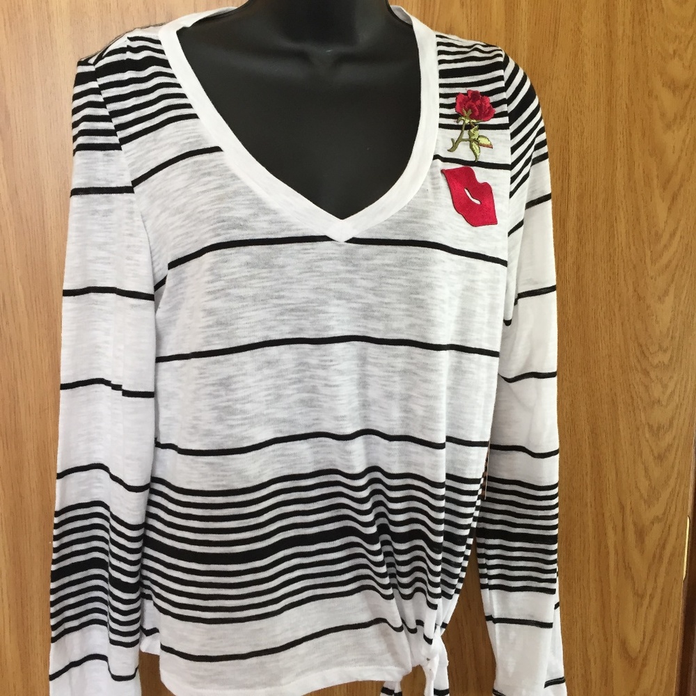 BNWT Woman's Size X-Large Blouse