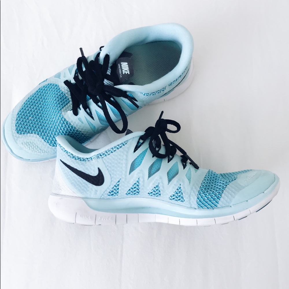 Nike Free 5.0 size 8 ice cube blue