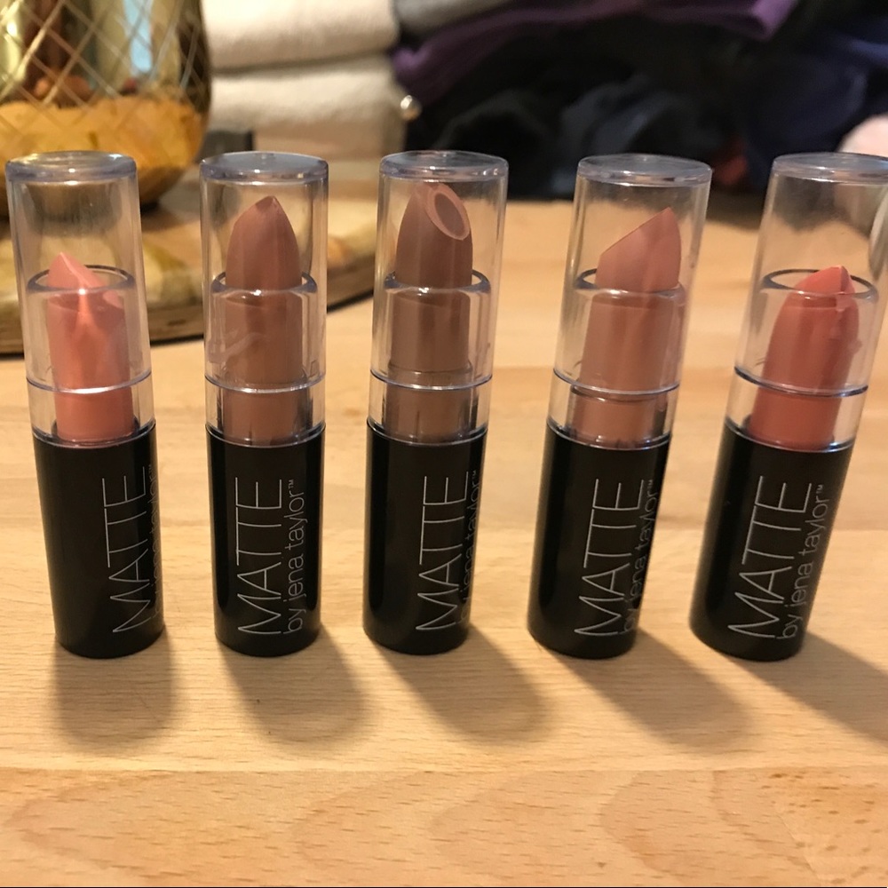 BRAND NEW Matte by Jena Taylor