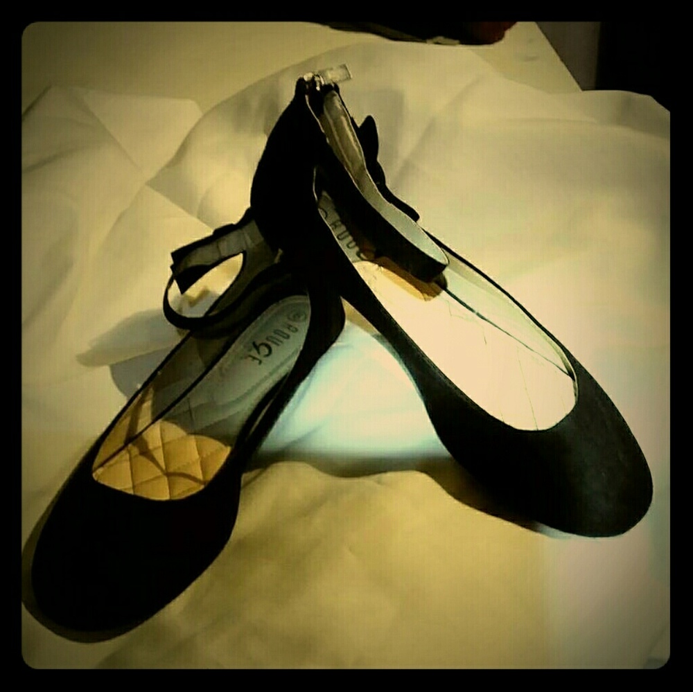Rouge Brand Like NEW Black Flats!