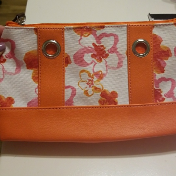 Cosmetic bag - Picture 2 of 3