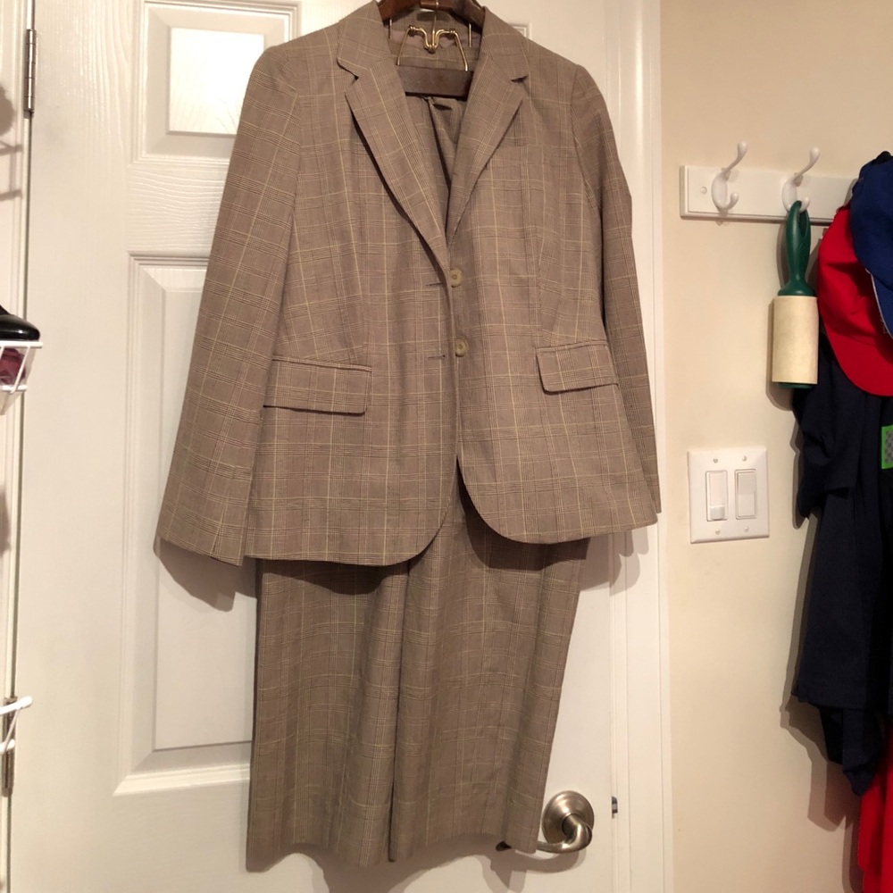 Talbots Suit - Jacket Size 10P Pants Size 8P