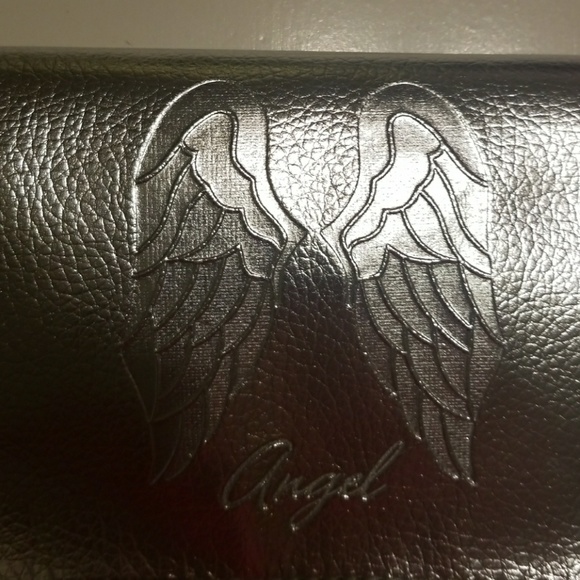 Victoria's Secret Flip over cosmetic bag - Picture 4 of 5