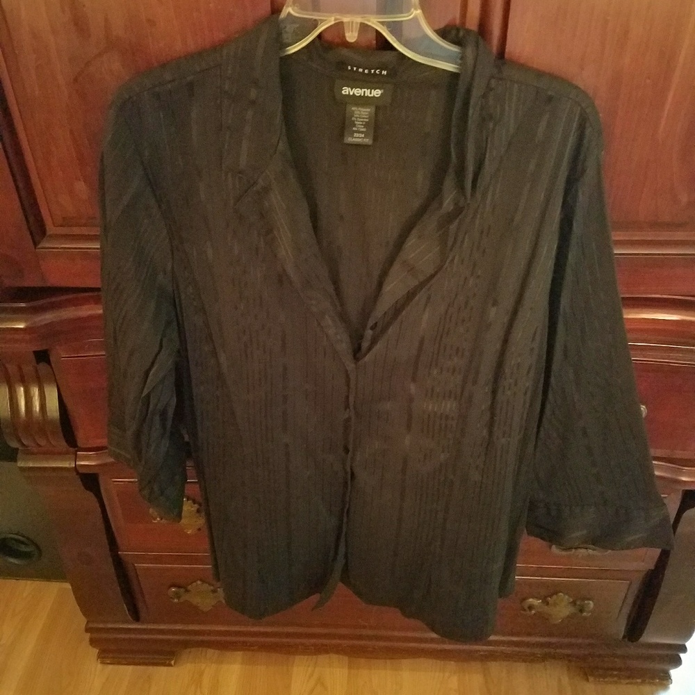 Fitted silk shirt