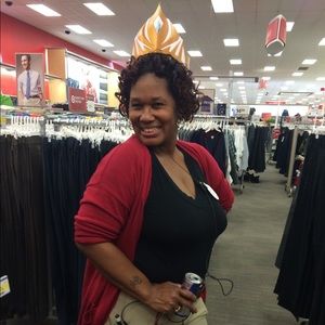 Meet your Posher, Pamela