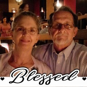 Meet your Posher, Mona