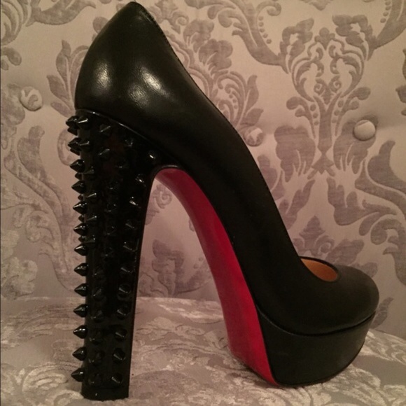 💥SOLD💥NOT FOR SALE. Christian Louboutin Taclou - Picture 2 of 5