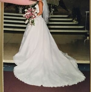 Wedding dress with veil