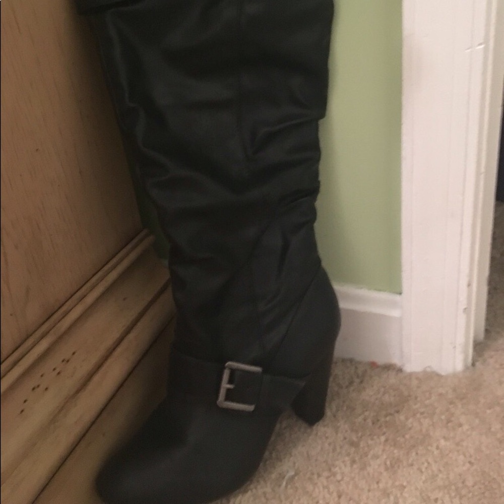 Black boots