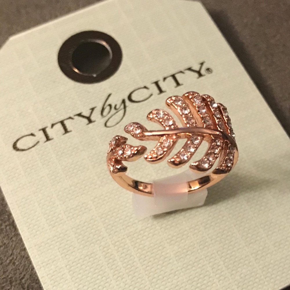 NWT City by City Rose Gold Leaf Ring; size 8