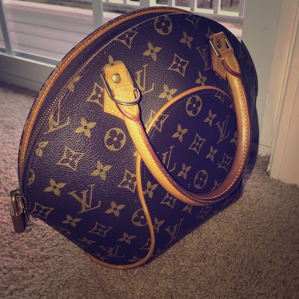 Louis Vuitton Ellipse vintage satchel