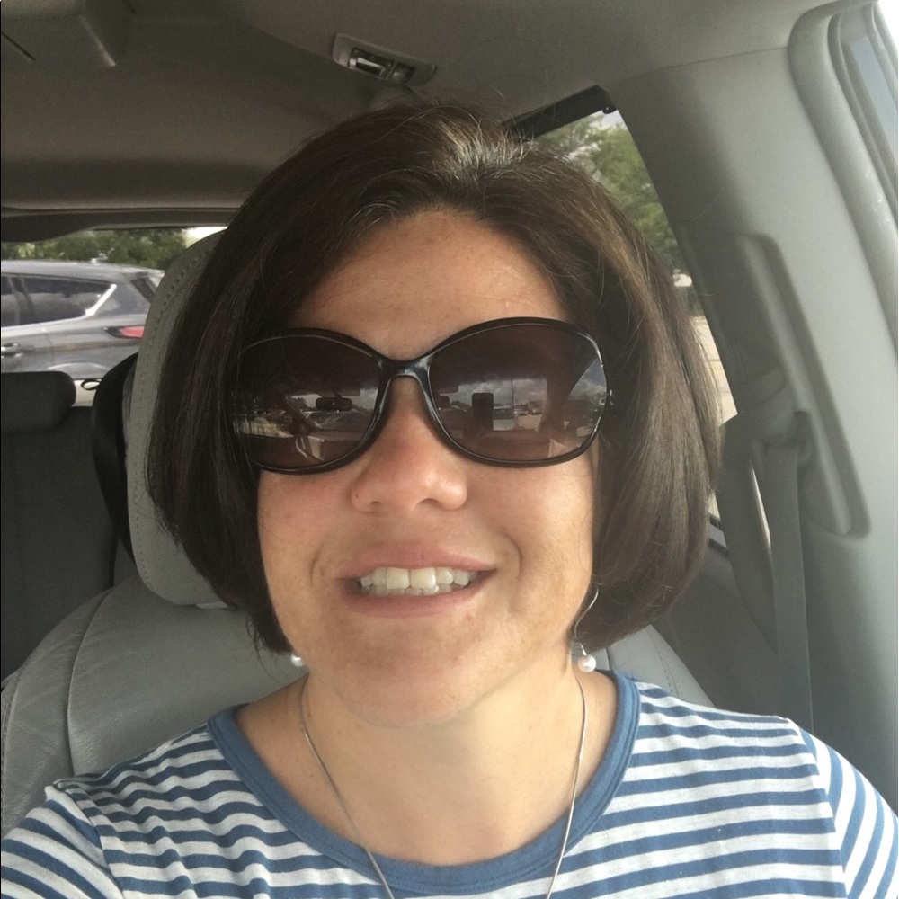 Meet your Posher, Amy