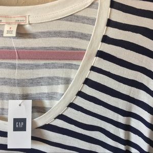 GAP SLOUCHY 3/4 SLEEVES TOP