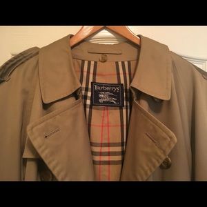Burberry Coat. Vintage