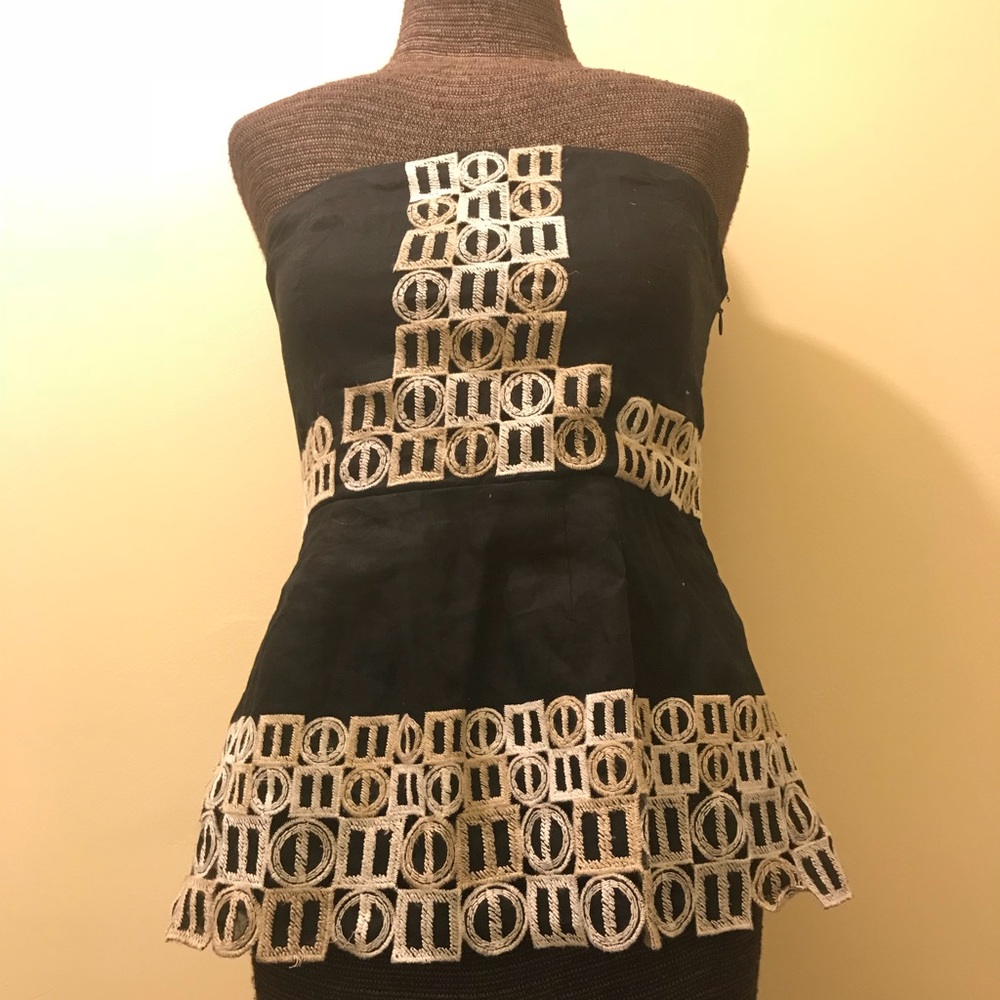 Sasssy & Strapless Tribal Top