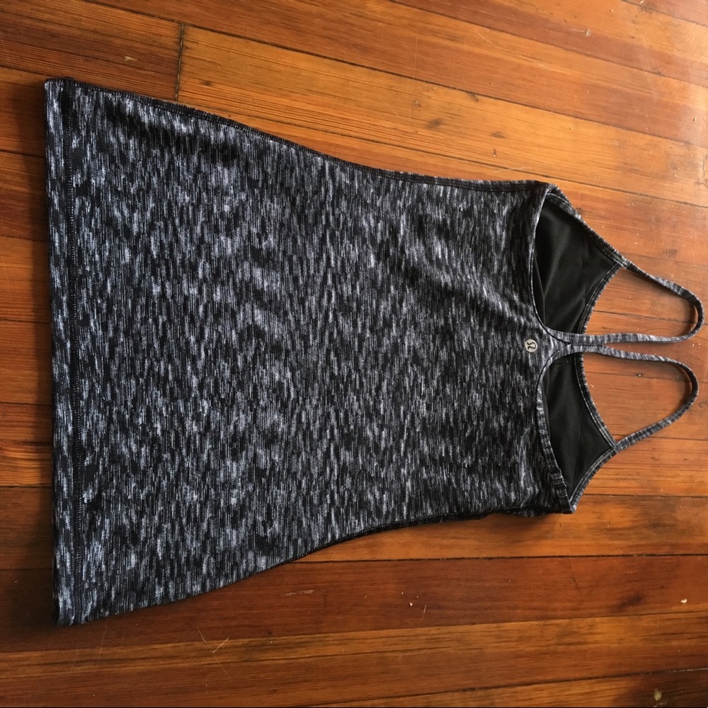 Lululemon Power Y tank Sz 4