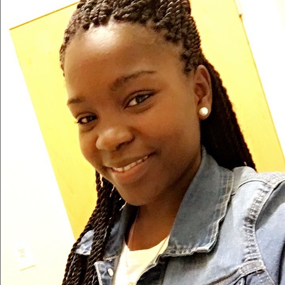 Meet your Posher, Erika - Picture 1 of 1