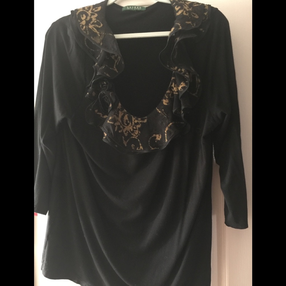 Ralph Lauren Blk with Ruffle round neck EUC 2x