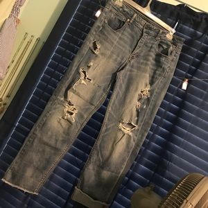 AEO Tomgirl Jeans