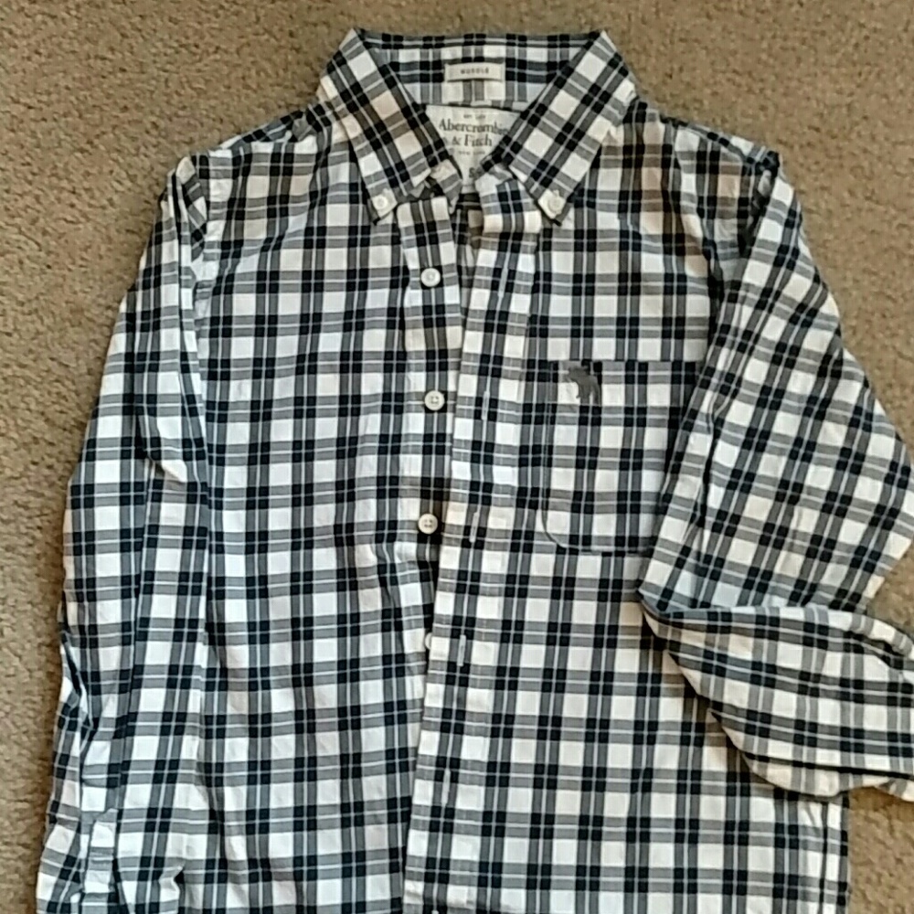 Men's Abercrombie & Fitch button down shirt