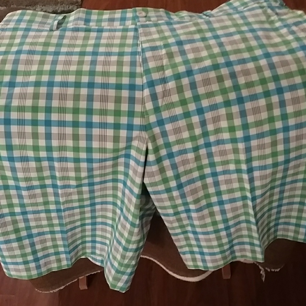 New Nike plad golf shorts.