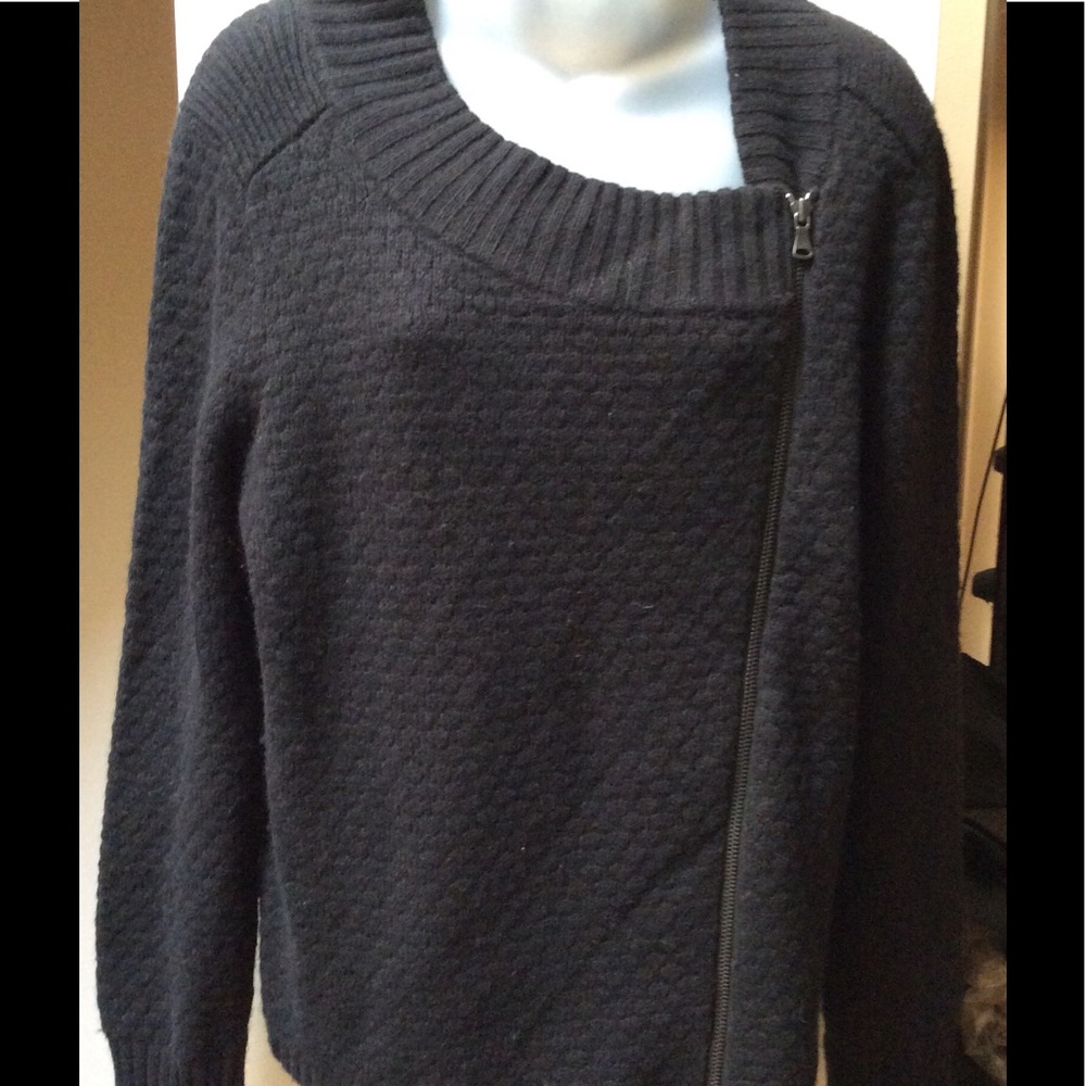 The Loft black large NWT side zip sweater