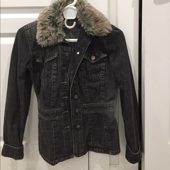 Denim Fitted Jacket with detachable collar - Picture 2 of 8