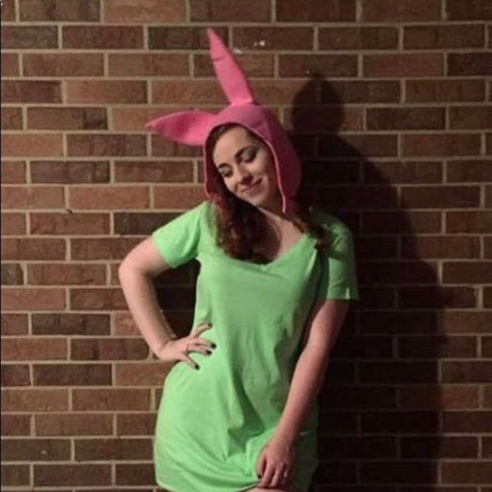 Louise Costume
