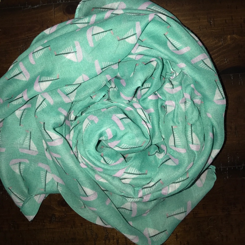 Francesca's Scarf - Sailboat Pattern