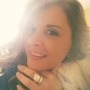 Meet your Posher, Moreka