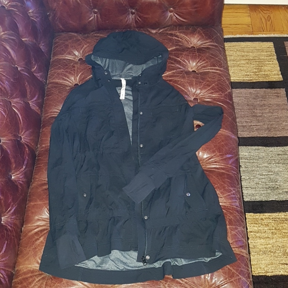 lululemon jacket