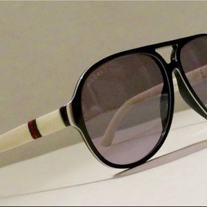 🕶GUCCI sunglasses